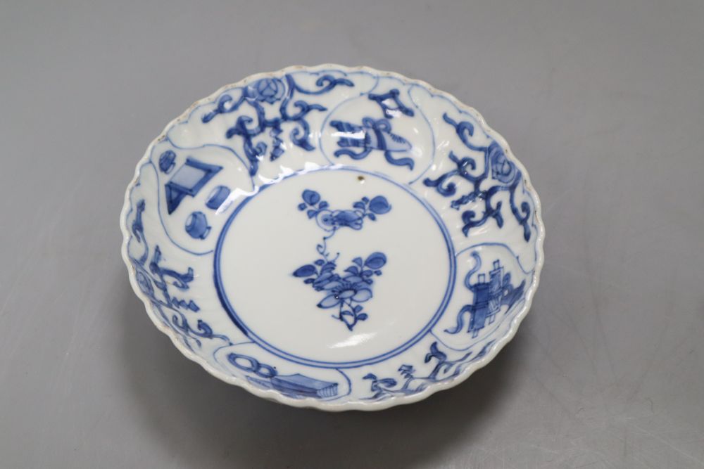 Three Chinese saucers and two teacups and a tea bowl, largest diameter 12.5cm